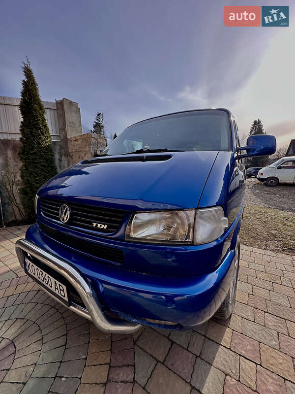 Мінівен Volkswagen Transporter 2003 в Нижніх Воротах