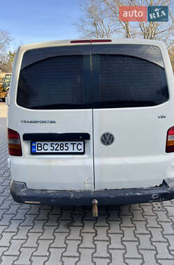 Грузовой фургон Volkswagen Transporter 2005 в 