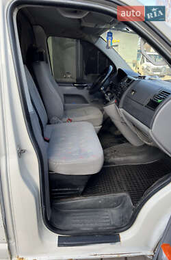 Грузовой фургон Volkswagen Transporter 2005 в 