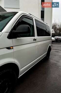 Мінівен Volkswagen Transporter 2016 в 