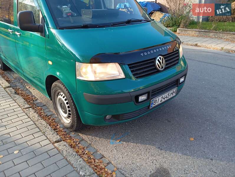 Микроавтобус Volkswagen Transporter 2005 в Полтаве