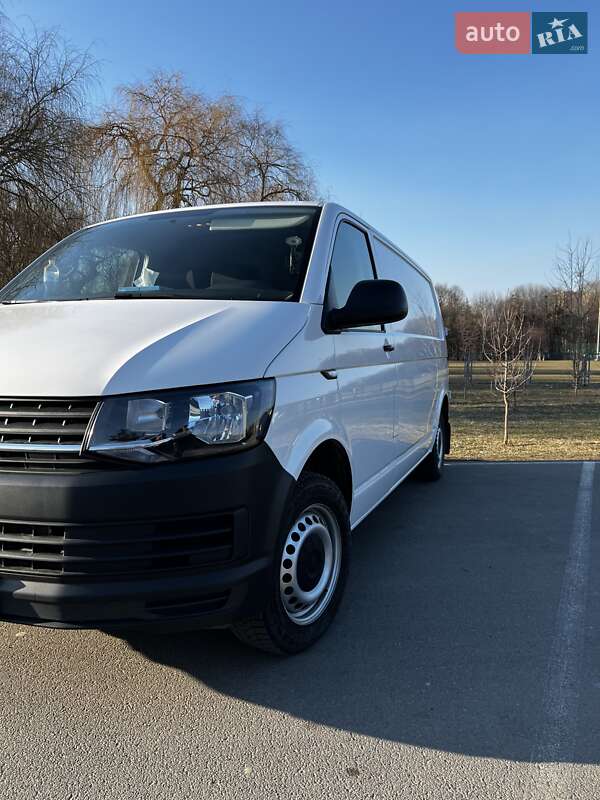 Грузовой фургон Volkswagen Transporter 2019 в Ивано-Франковске