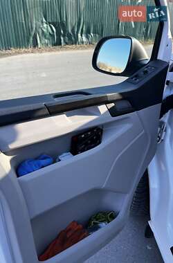 Грузовой фургон Volkswagen Transporter 2019 в 