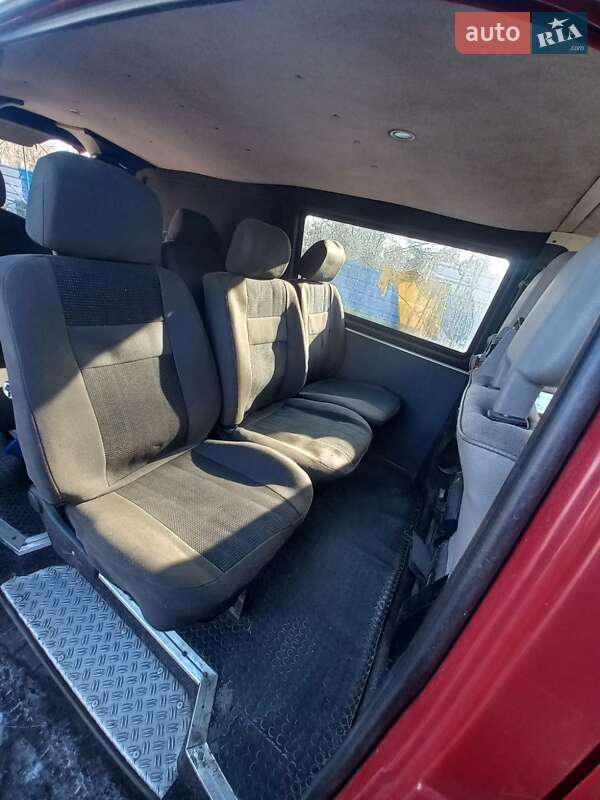 Минивэн Volkswagen Transporter 2003 в Доброполье
