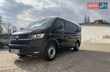 Минивэн Volkswagen Transporter 2020 в 