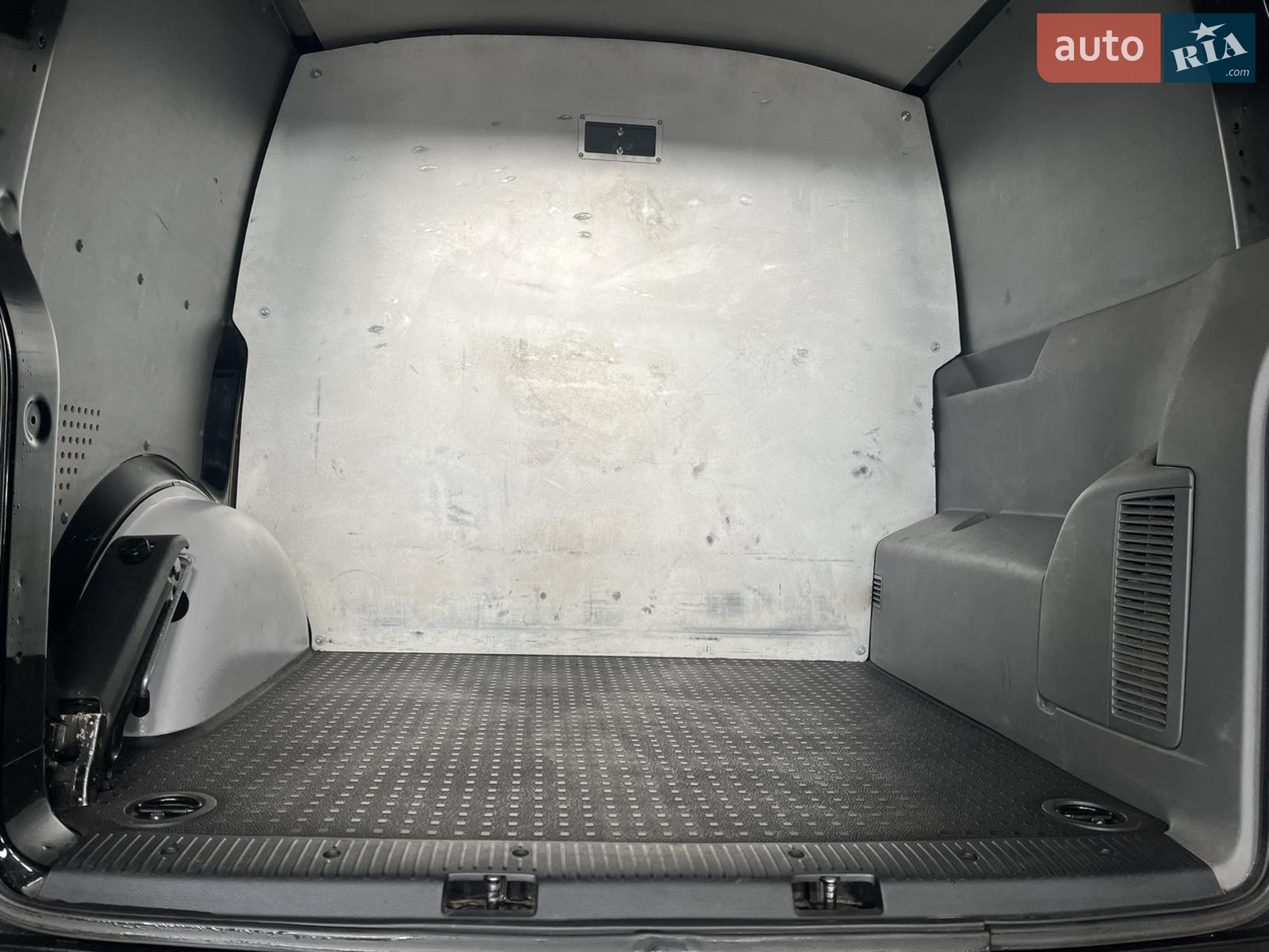 2020 Volkswagen Transporter - мініатюра 24