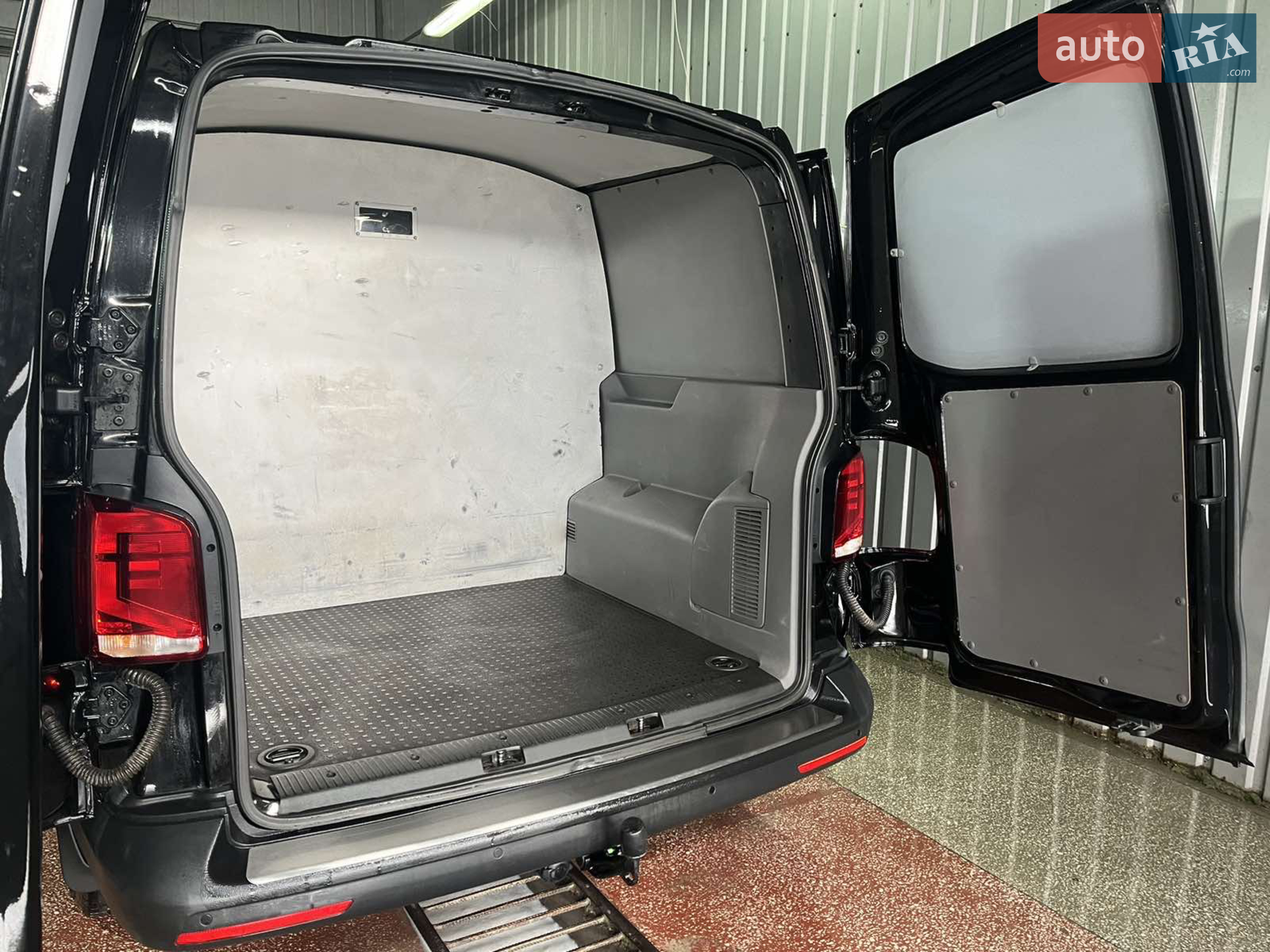 2020 Volkswagen Transporter - мініатюра 27