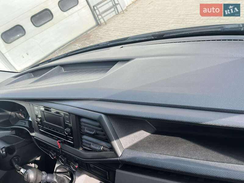 Минивэн Volkswagen Transporter 2020 в Каменец-Подольском