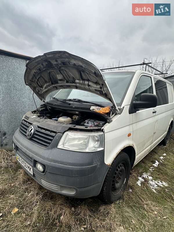 Минивэн Volkswagen Transporter 2006 в 