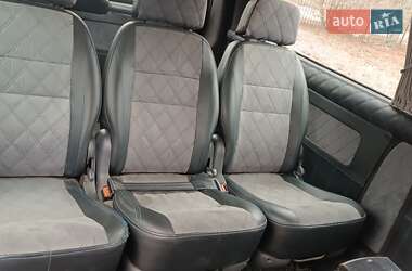 Минивэн Volkswagen Transporter 2011 в 