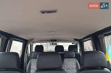 Минивэн Volkswagen Transporter 2011 в 