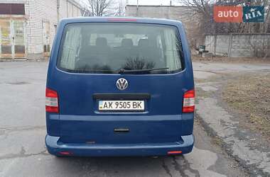 Минивэн Volkswagen Transporter 2011 в 