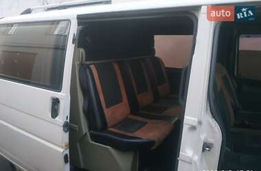 Минивэн Volkswagen Transporter 2000 в 