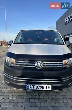 Минивэн Volkswagen Transporter 2017 в 