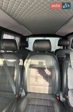 Минивэн Volkswagen Transporter 2017 в 