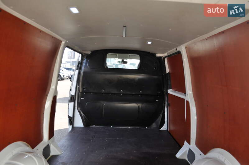 Вантажний фургон Volkswagen Transporter 2020 в Києві