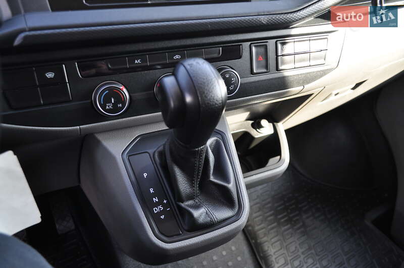 Вантажний фургон Volkswagen Transporter 2020 в Києві
