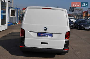 Грузовой фургон Volkswagen Transporter 2020 в 
