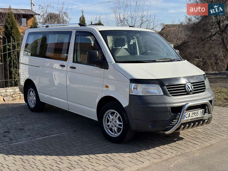 Минивэн Volkswagen Transporter 2006 в Христиновке