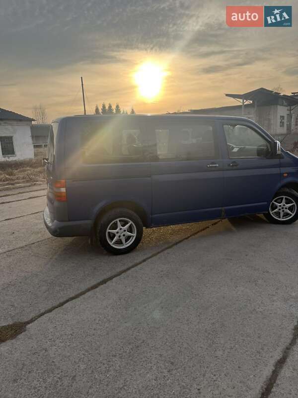 Минивэн Volkswagen Transporter 2006 в Ивано-Франковске
