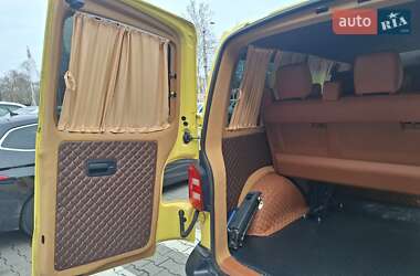 Минивэн Volkswagen Transporter 2016 в 
