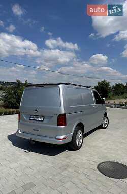 Минивэн Volkswagen Transporter 2017 в Хмельницком