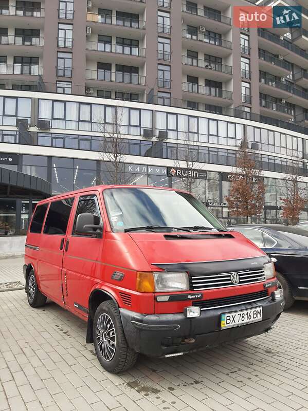 Мінівен Volkswagen Transporter 1998 в Ужгороді