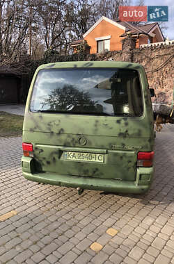 Вантажний фургон Volkswagen Transporter 1998 в Києві