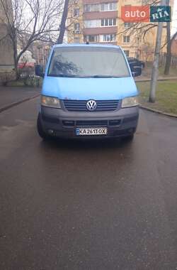 Грузопассажирский фургон Volkswagen Transporter 2004 в Киеве