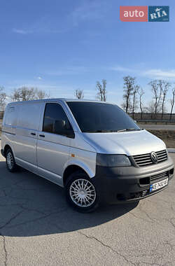 Вантажний фургон Volkswagen Transporter 2007 в Дніпрі