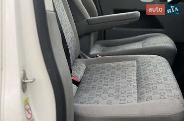 Минивэн Volkswagen Transporter 2009 в 