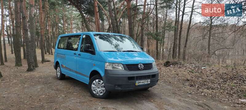 Мінівен Volkswagen Transporter 2004 в Коростені