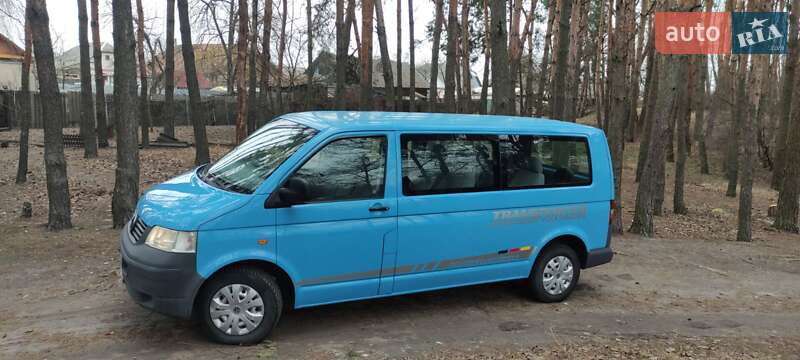 Мінівен Volkswagen Transporter 2004 в Коростені