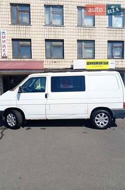 Вантажопасажирський фургон Volkswagen Transporter 2001 в Києві