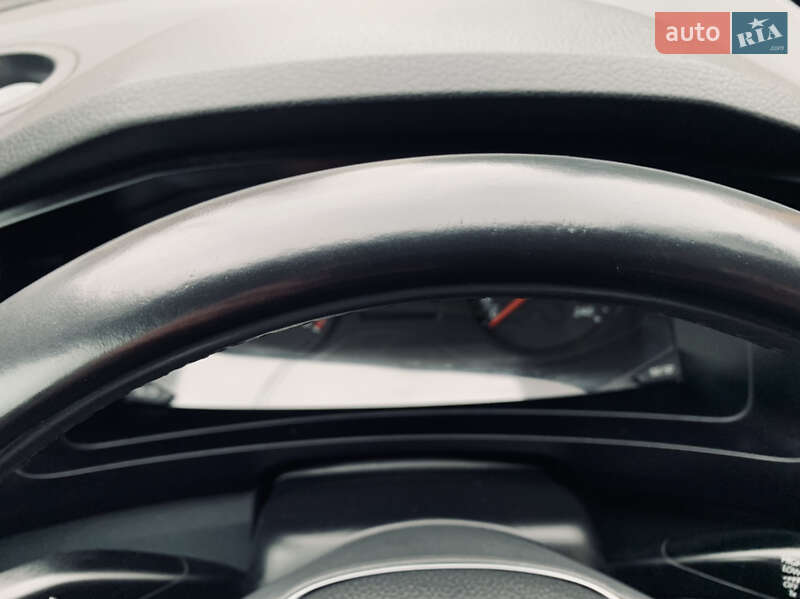 Минивэн Volkswagen Transporter 2019 в Киеве