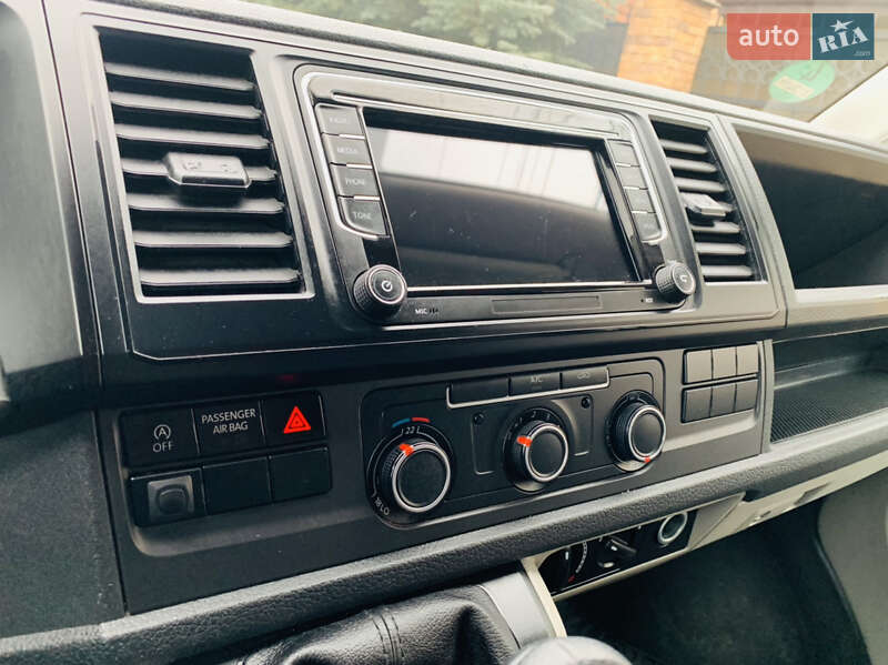 Минивэн Volkswagen Transporter 2019 в Киеве