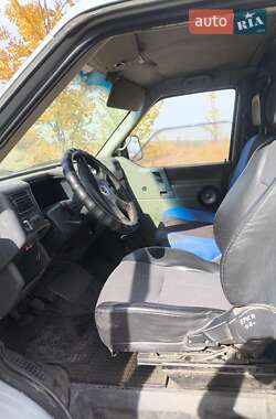 Грузовой фургон Volkswagen Transporter 1997 в 