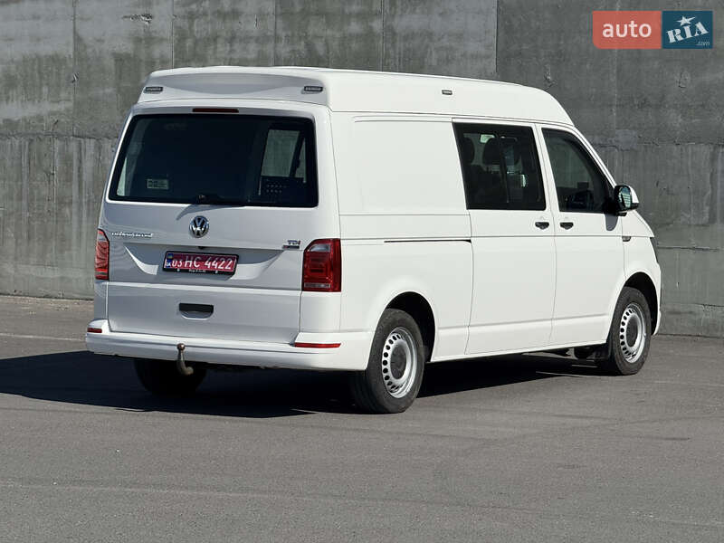 Грузовой фургон Volkswagen Transporter 2017 в Тячеве