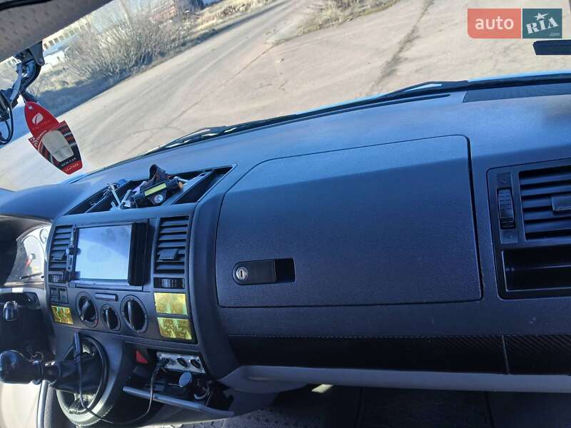 Минивэн Volkswagen Transporter 2005 в Ивано-Франковске