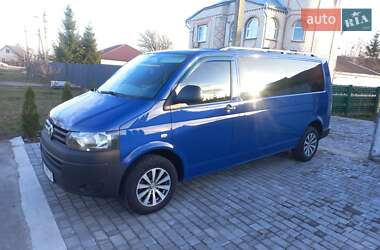 Мінівен Volkswagen Transporter 2011 в Бучі