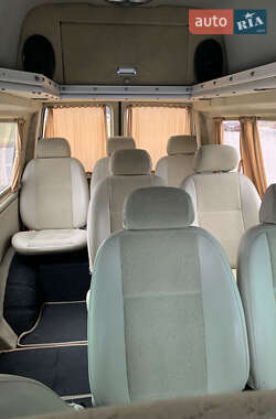 Минивэн Volkswagen Transporter 2005 в 