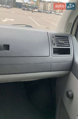 Минивэн Volkswagen Transporter 2005 в 