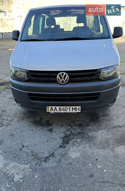 Минивэн Volkswagen Transporter 2011 в 