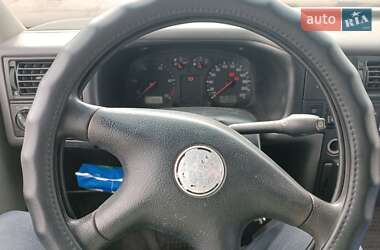 Мінівен Volkswagen Transporter 2000 в 