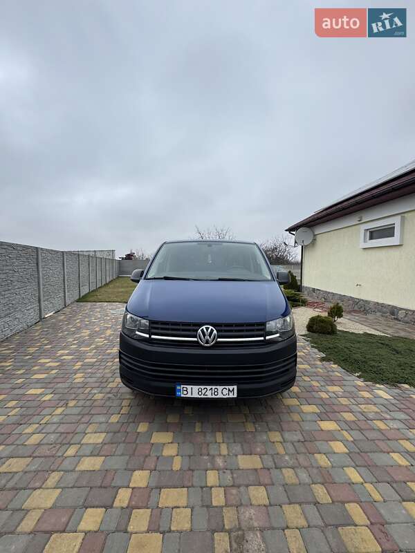 Минивэн Volkswagen Transporter 2015 в Полтаве