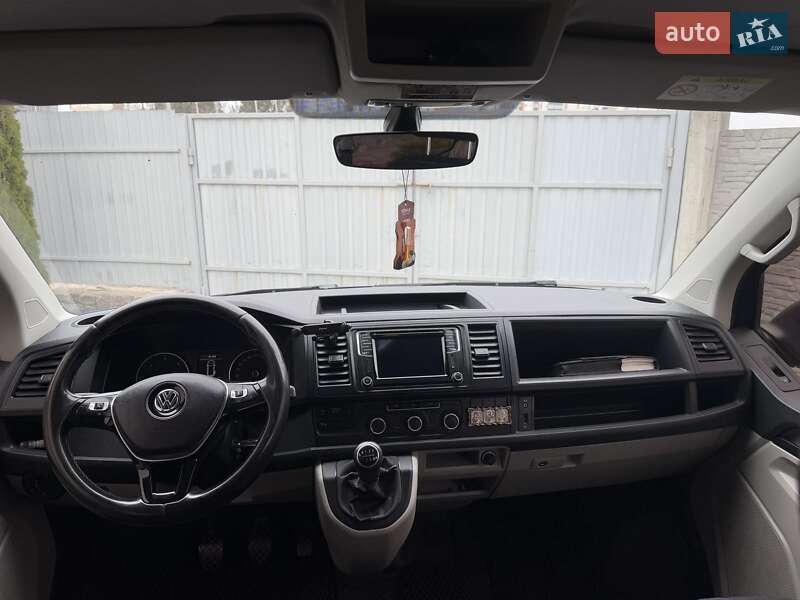 Минивэн Volkswagen Transporter 2015 в Полтаве