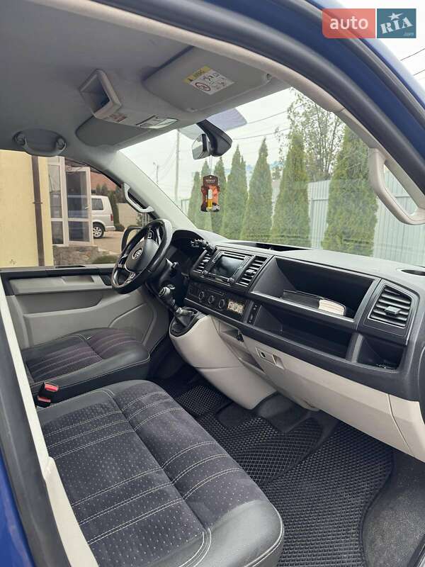 Минивэн Volkswagen Transporter 2015 в Полтаве
