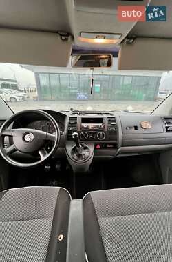Минивэн Volkswagen Transporter 2008 в 