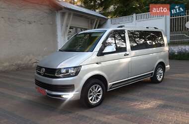 Минивэн Volkswagen Transporter 2016 в 