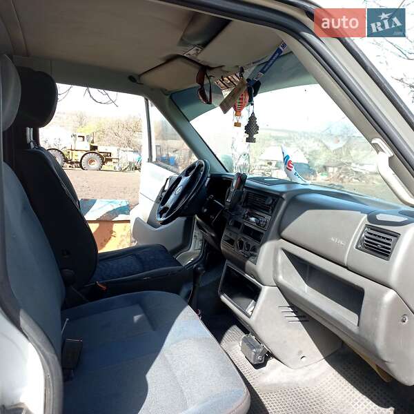 Минивэн Volkswagen Transporter 2003 в Одессе